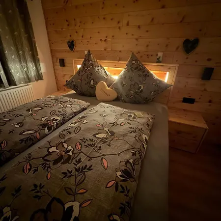 Apartment Steinblick -obinghof- *